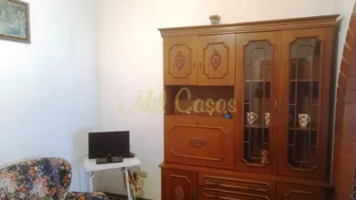 Piso en venta en Calle de Curros Enríquez, Noia de 80.000 €