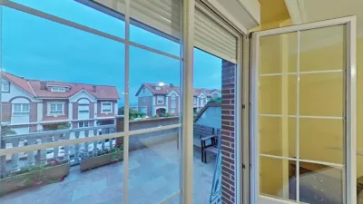 Chalet pareado en venta en Calle Aureliano Linares Rivas, Centro (Castro Urdiales) de 650.000 €