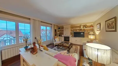 Chalet pareado en venta en Calle Aureliano Linares Rivas, Centro (Castro Urdiales) de 650.000 €