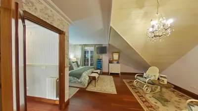 Chalet pareado en venta en Calle Aureliano Linares Rivas, Centro (Castro Urdiales) de 650.000 €