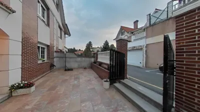 Chalet pareado en venta en Calle Aureliano Linares Rivas, Centro (Castro Urdiales) de 650.000 €