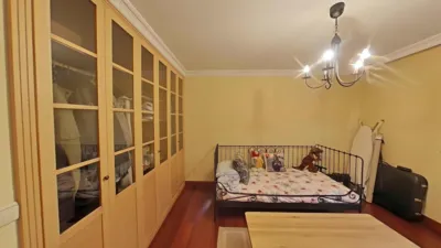 Chalet pareado en venta en Calle Aureliano Linares Rivas, Centro (Castro Urdiales) de 650.000 €