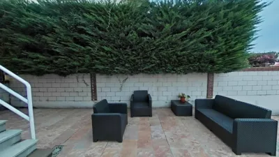 Chalet pareado en venta en Calle Aureliano Linares Rivas, Centro (Castro Urdiales) de 650.000 €