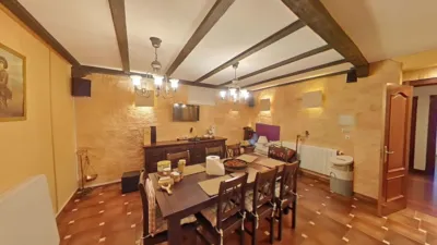 Chalet pareado en venta en Calle Aureliano Linares Rivas, Centro (Castro Urdiales) de 650.000 €