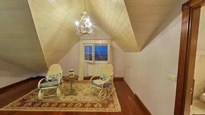 Chalet pareado en venta en Calle Aureliano Linares Rivas, Centro (Castro Urdiales) de 650.000 €