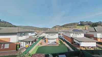 Chalet adosado en venta en Urbanización Llantadilla, Sámano (Castro Urdiales) de 370.000 €