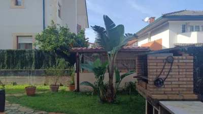 Chalet adosado en venta en Urbanización Llantadilla, Sámano (Castro Urdiales) de 370.000 €