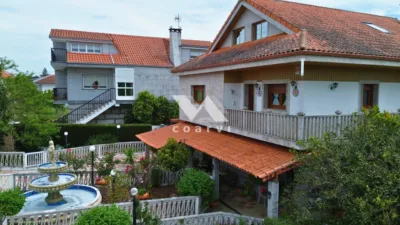 Chalet unifamiliar en venta en Sobrado Do Bispo, Sobrado Do Bispo (Barbadás) de 360.000 €