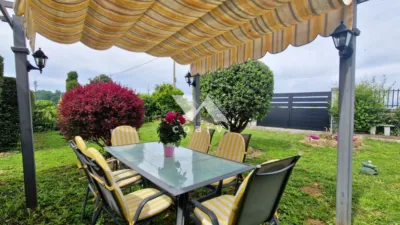 Chalet unifamiliar en venta en Sobrado Do Bispo, Sobrado Do Bispo (Barbadás) de 360.000 €