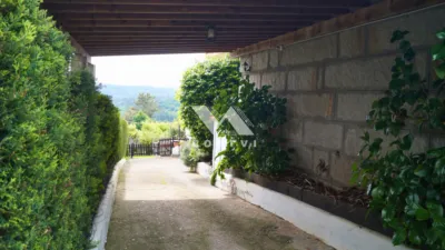 Chalet unifamiliar en venta en Sobrado Do Bispo, Sobrado Do Bispo (Barbadás) de 360.000 €