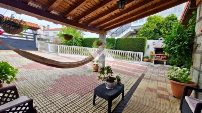 Chalet unifamiliar en venta en Sobrado Do Bispo, Sobrado Do Bispo (Barbadás) de 360.000 €