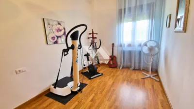 Chalet unifamiliar en venta en Sobrado Do Bispo, Sobrado Do Bispo (Barbadás) de 360.000 €