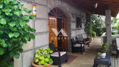 Chalet unifamiliar en venta en Sobrado Do Bispo, Sobrado Do Bispo (Barbadás) de 360.000 €