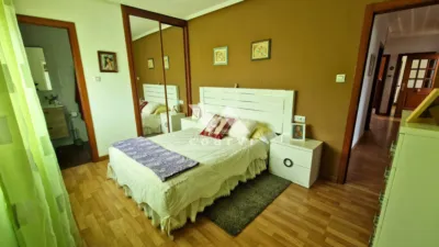 Chalet unifamiliar en venta en Sobrado Do Bispo, Sobrado Do Bispo (Barbadás) de 360.000 €
