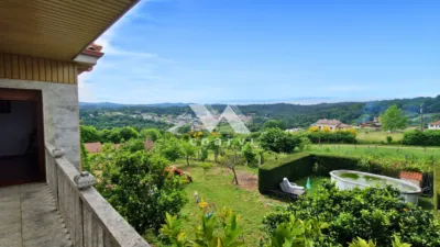 Chalet unifamiliar en venta en Sobrado Do Bispo, Sobrado Do Bispo (Barbadás) de 360.000 €