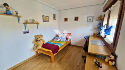 Chalet unifamiliar en venta en Sobrado Do Bispo, Sobrado Do Bispo (Barbadás) de 360.000 €