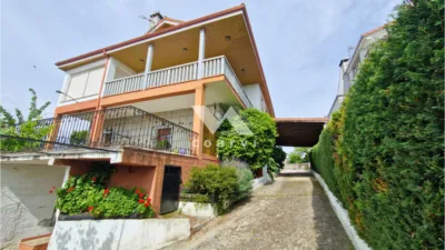 Chalet unifamiliar en venta en Sobrado Do Bispo, Sobrado Do Bispo (Barbadás) de 360.000 €