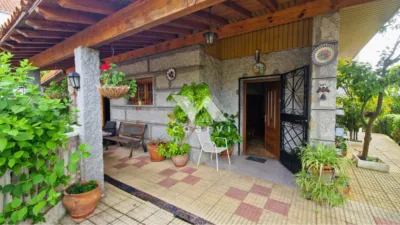 Chalet unifamiliar en venta en Sobrado Do Bispo, Sobrado Do Bispo (Barbadás) de 360.000 €