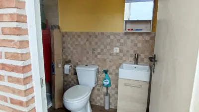 Chalet unifamiliar en venta en Avenida Autonomías , Número 6, Yunquera de Henares de 405.000 €