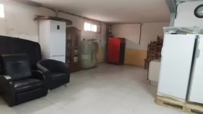 Chalet unifamiliar en venta en Avenida Autonomías , Número 6, Yunquera de Henares de 405.000 €