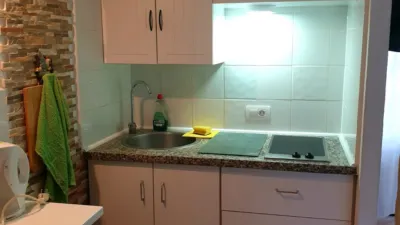 Piso en venta en Avenida Amsterdam, Los Cristianos (Arona) de 235.000 €