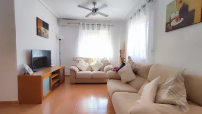 Semi-detached house on Calle Laguna de Sariñena photo 18