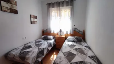 Semi-detached house on Calle Laguna de Sariñena photo 14