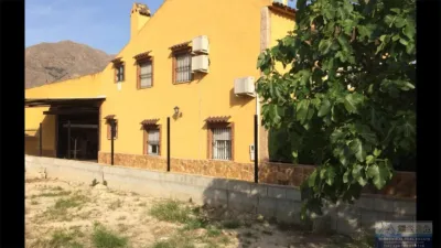 Detached house in Carrer Ample photo 3