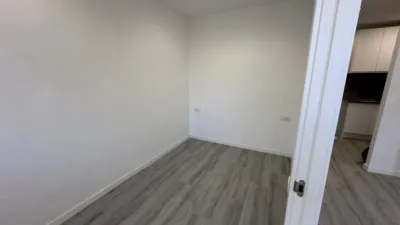 Piso en venta en Rambla del Raval, El Raval (Distrito Ciutat Vella. Barcelona Capital) de 167.000 €