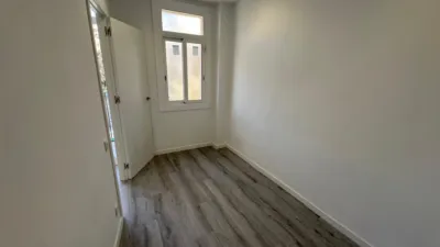 Piso en venta en Rambla del Raval, El Raval (Distrito Ciutat Vella. Barcelona Capital) de 167.000 €