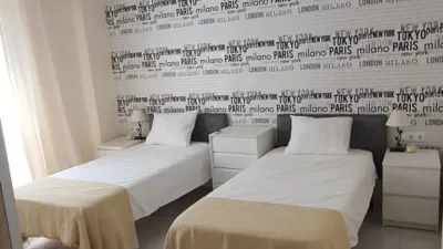 Flat on Calle del Beato Juan Grande photo 2
