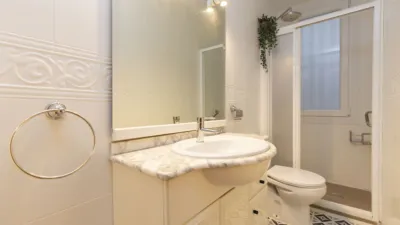 Habitación en alquiler en Calle de Franco y López, Universidad (Zaragoza Capital) de 340 €<span>/mes</span>