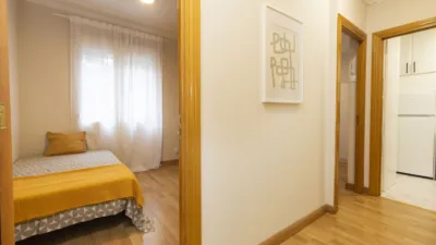Habitación en alquiler en Calle de Franco y López, Universidad (Zaragoza Capital) de 340 €<span>/mes</span>