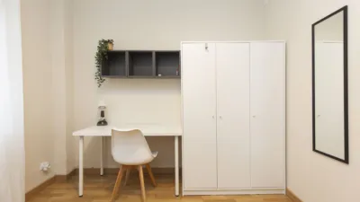 Habitación en alquiler en Calle de Franco y López, Universidad (Zaragoza Capital) de 340 €<span>/mes</span>