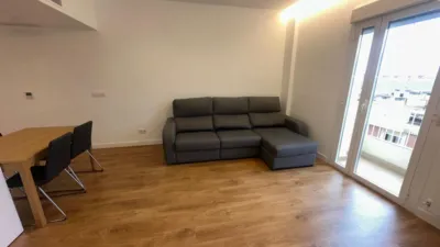 Piso en alquiler en Calle del Ferrocarril - Imagen 2
