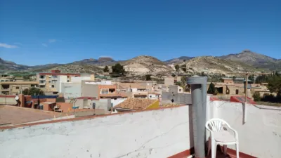 House on Alfarería Street photo 23