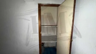 Piso en venta en Calle del Padre Viñas, cerca de Carrer de Sant Joan de la Penya, Orriols (Distrito Rascanya. València Capital) de 146.000 €