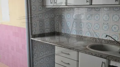 Piso en venta en Avenida de la Constitución, cerca de Calle del Río Genil, Orriols (Distrito Rascanya. València Capital) de 123.000 €