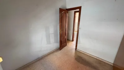 Piso en venta en Avenida de las Tres Cruces, cerca de Calle de Torrente, Vara de Quart (Distrito Patraix. València Capital) de 160.000 €