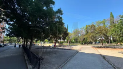 Piso en venta en Avenida de las Tres Cruces, cerca de Calle de Torrente, Vara de Quart (Distrito Patraix. València Capital) de 160.000 €