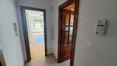 Piso en venta en Avenida de las Tres Cruces, cerca de Calle de Torrente, Vara de Quart (Distrito Patraix. València Capital) de 160.000 €