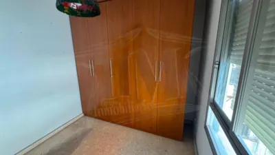 Piso en venta en Avenida de las Tres Cruces, cerca de Calle de Torrente, Vara de Quart (Distrito Patraix. València Capital) de 160.000 €