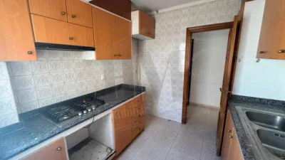 Piso en venta en Avenida de las Tres Cruces, cerca de Calle de Torrente, Vara de Quart (Distrito Patraix. València Capital) de 160.000 €