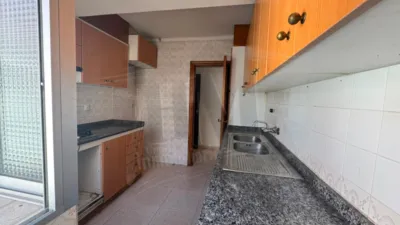 Piso en venta en Avenida de las Tres Cruces, cerca de Calle de Torrente, Vara de Quart (Distrito Patraix. València Capital) de 160.000 €