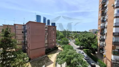 Apartment on Calle de San Dacio photo 10