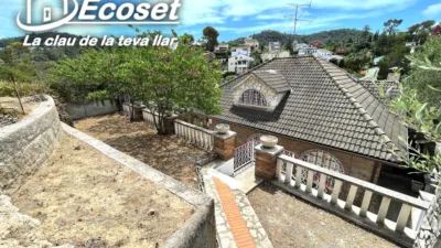 Detached house on Carrer del Comerç photo 15