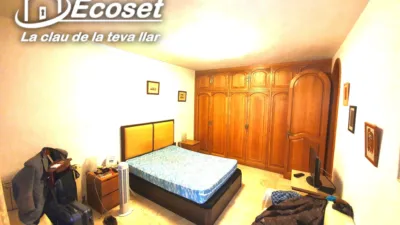 Detached house on Carrer del Comerç photo 29