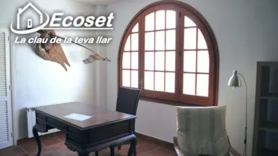Detached house on Carrer del Comerç photo 50