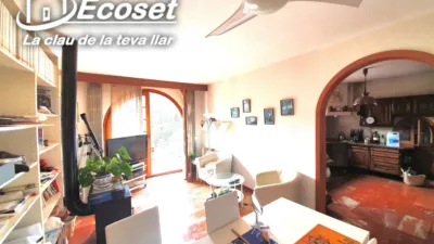 Detached house on Carrer del Comerç photo 23