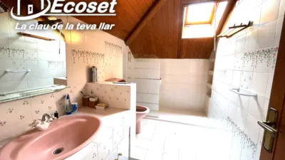 Detached house on Carrer del Comerç photo 44